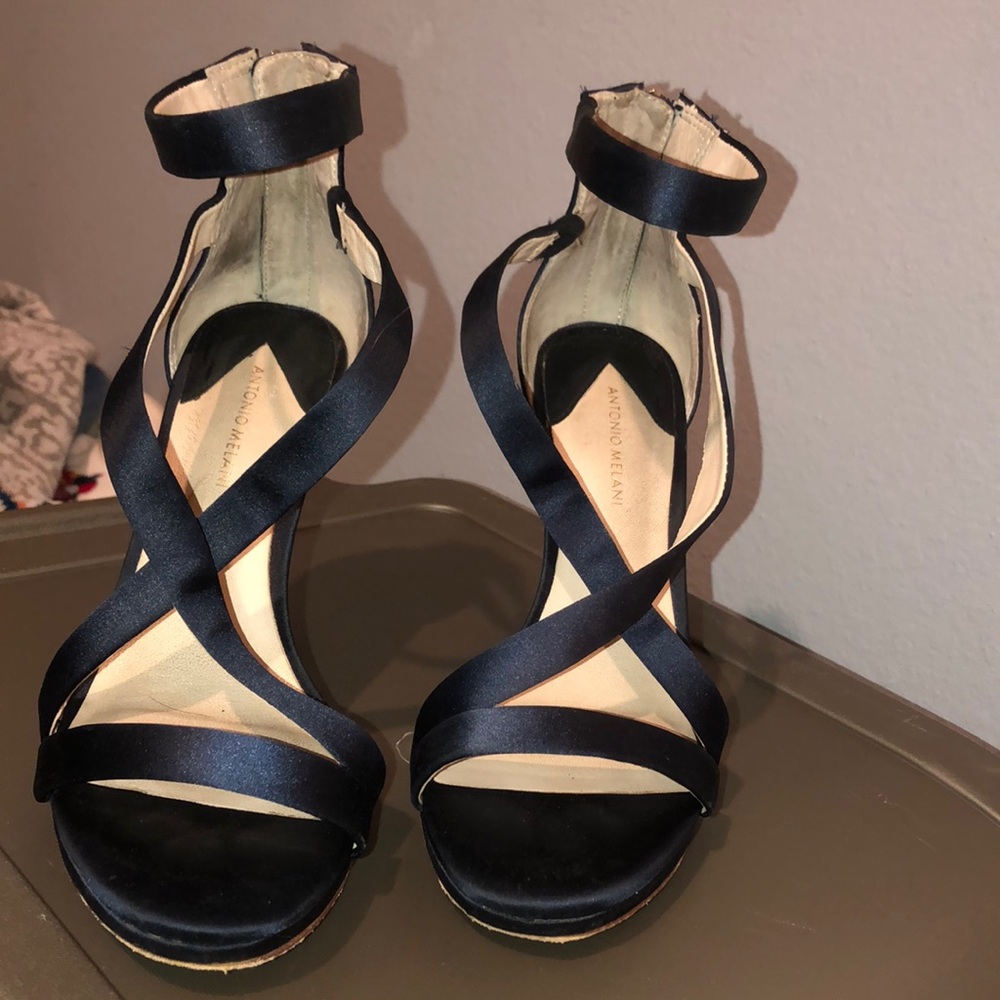 Antonio Melani Navy satin heels